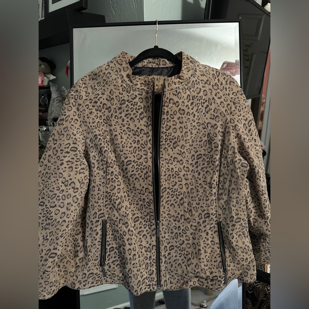 100% Leather Leopard Print Women's Jacket